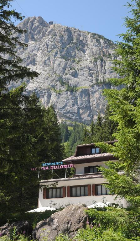 Residence Regina Delle Dolomiti ロッカ・ピエートレ 部屋 写真