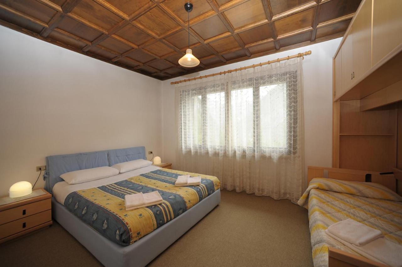 Residence Regina Delle Dolomiti ロッカ・ピエートレ エクステリア 写真