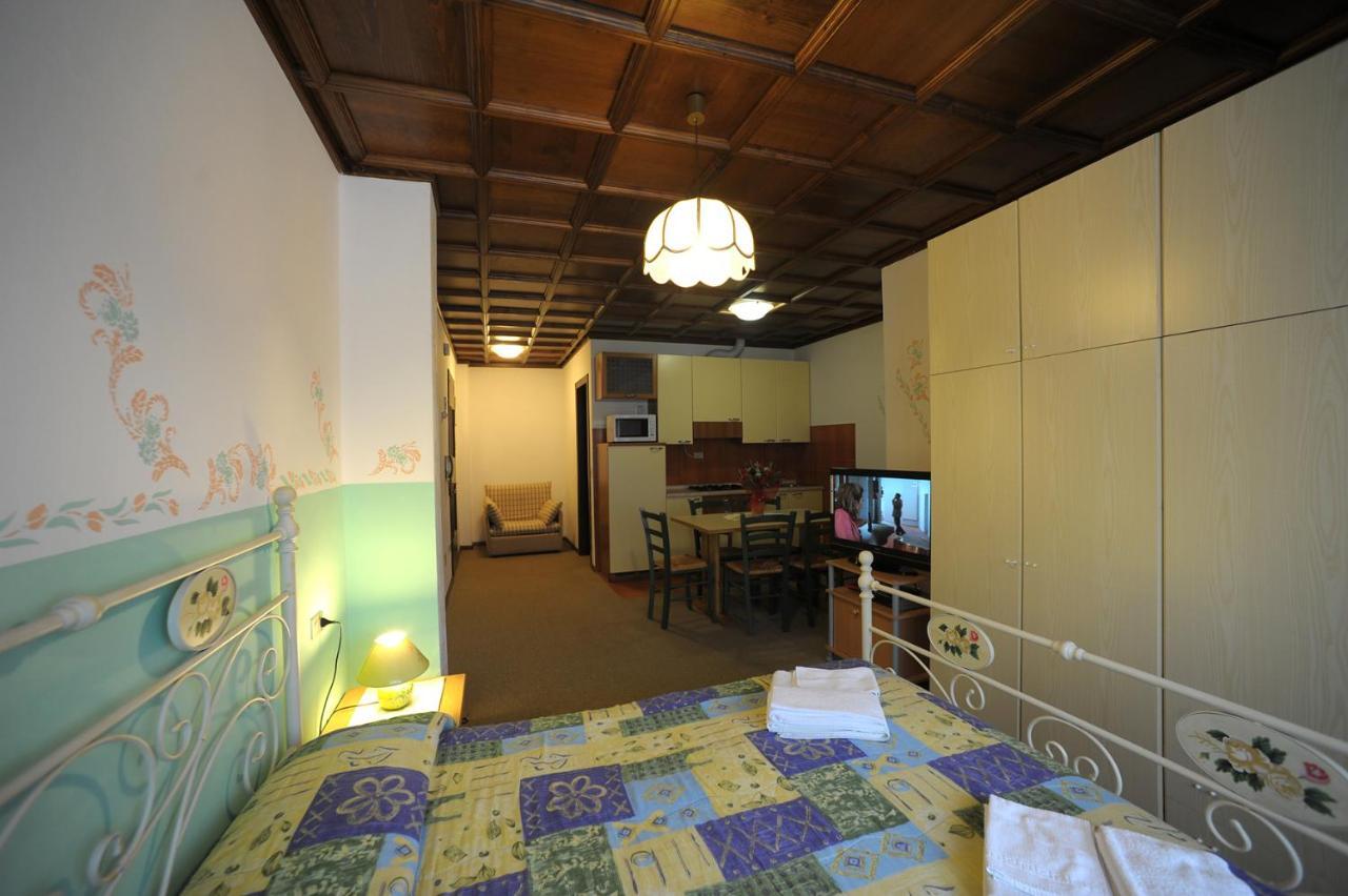 Residence Regina Delle Dolomiti ロッカ・ピエートレ エクステリア 写真