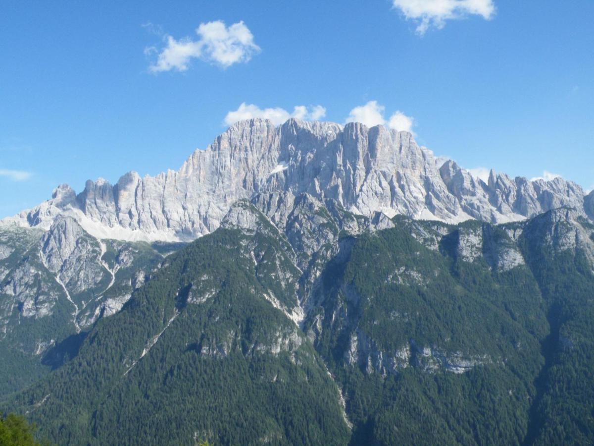 Residence Regina Delle Dolomiti ロッカ・ピエートレ エクステリア 写真